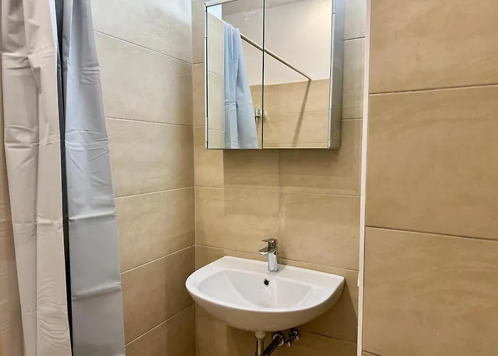 Apartamento Stylish Cosy 2 Bedroom With Free Parking *