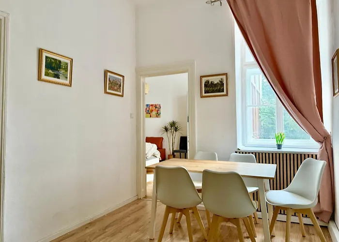 Stylish Cosy 2 Bedroom With Free Parking Viena